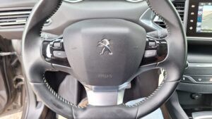 PEUGEOT 308 BREAK 1.2B TWEEDEHANDSWAGENS GARAGE PETER BREDENE (14)