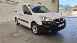 PEUGEOT PARTNER 1600 DIESEL LICHTE VRACHT GARAGE PETER BREDENE TWEEDEHANDSWAGEN (2)