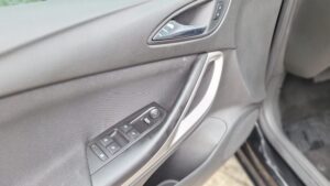 opel astra automaat benzine tweedehandswagens bredene oostende garage peter (4)