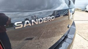 sandero stepway zwart 900 tce garage peter bredene (14)