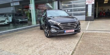 hyundai tucson benzine zwart full option garage peter bredene (1)