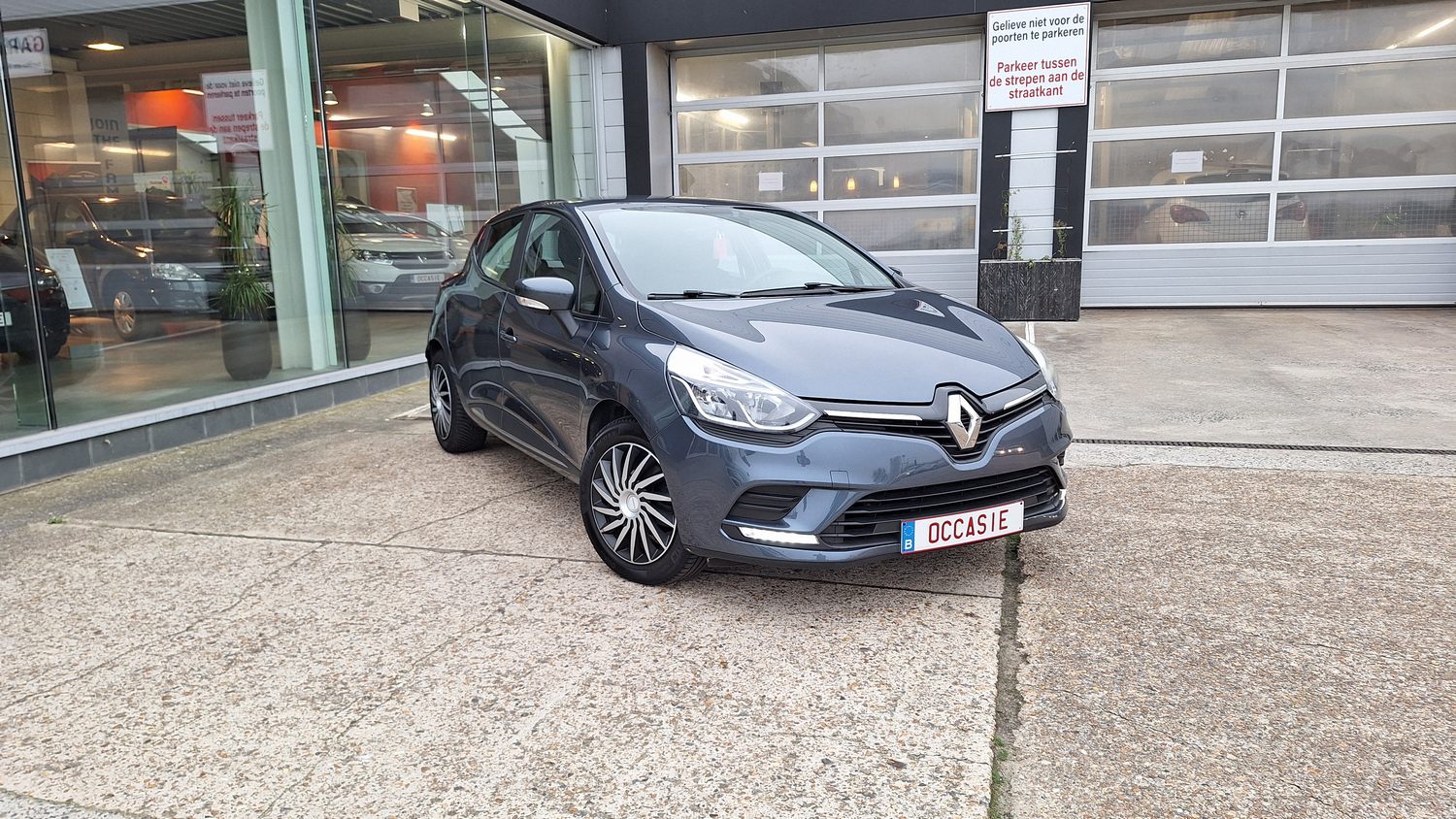 renault clio benzine tweedehands garage peter bredene clio (1)