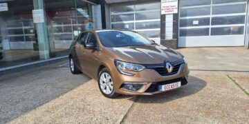 renault megane limited 1300 benzine tce115 tweedehandswagens garage peter bredene oostende (1)