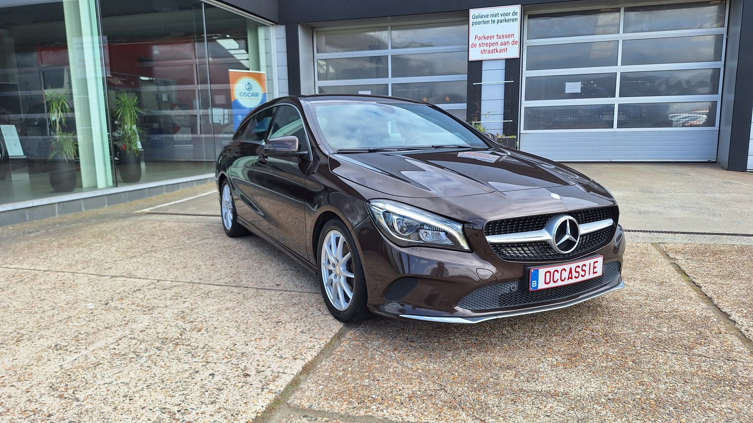 Mercedes Benz CLA 200 SHOOTING BRAKE tweedehandswagens garage peter bredene oostende (1)