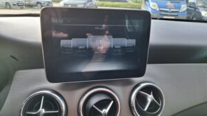 Mercedes Benz CLA 200 SHOOTING BRAKE tweedehandswagens garage peter bredene oostende (7)