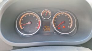 Opel Corsa SD 1400 benzine tweedehandswagens garage peter bredene oostende (7)