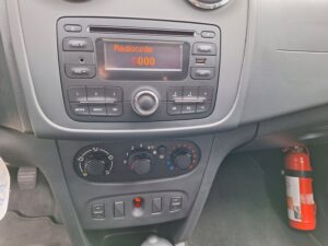Dacia LOGAN 1 (9)