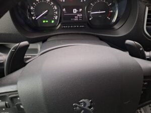 peugeot expert 2000 D laadruimte afgewerkt tweedehandswagens garage peter bredene oostende (15)