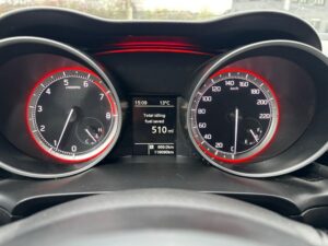 SWIFT 1200 BENZINE HYBRIDE GARAGE PETER BREDENE OOSTENDE (8)