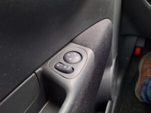 Fiat 500 Lounge 1200 benzine voorkant tweedehandswagens garage peter bredene oostende (10)