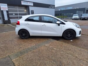 KIA RIO 1200 benzine tweedehandswagens garage peter bredene oostende (2)
