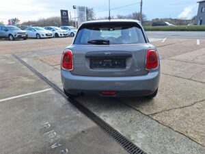 MINI ONE 1500 benzine tweedehandswagens garage peter bredene oostende (3)