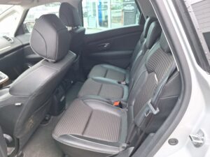 Renault Scenic 1300 benzine Bose tweedehandswagens garage peter bredene oostende (11)