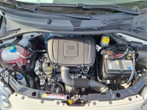 Fiat 500 1000 benzine hybrid dolcevita tweedehandswagens garage peter bredene oostende (16)