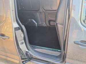 Peugeot Partner Long Body 1500 diesel tweedehandswagens garage peter bredene oostende (14)