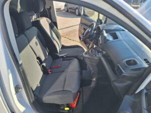 Citroen Berlingo 1500 diesel lichte vracht tweedehandswagens garage peter bredene oostende (11)