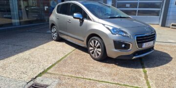 peugeot 3008 1200 benzine tweedehandswagens garage peter bredene oostende (1)