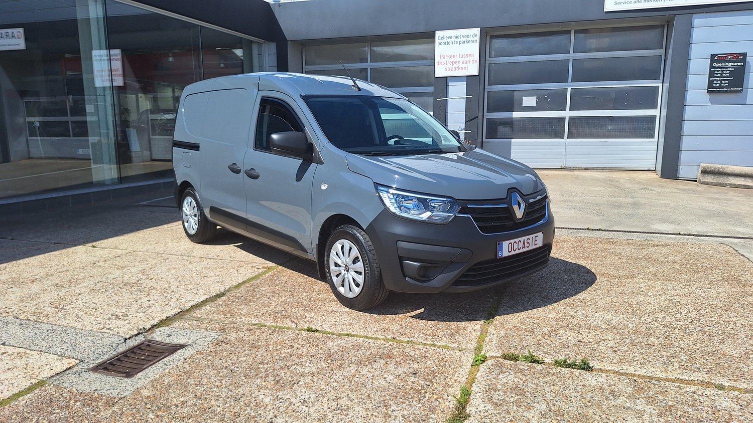 Renault Express 1.3 TCe benzine lichte vracht tweedehands Garage Peter Bredene